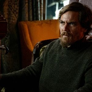 Foto Entre Facas e Segredos