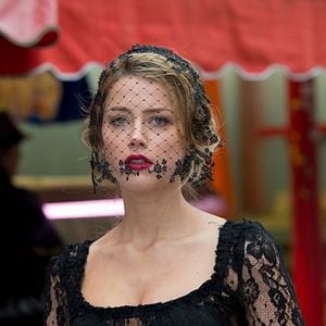 Foto London Fields - Romance Fatal