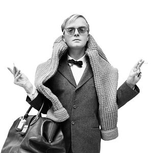 Foto Súplicas Atendidas: Os Arquivos de Capote