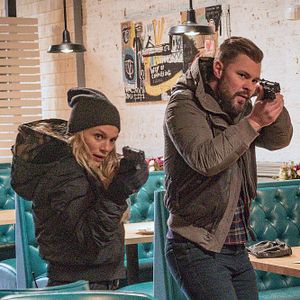 Foto Tracy Spiridakos