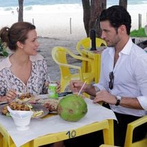 Foto Solteira Quase Surtando