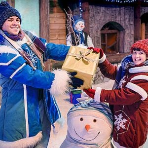 Foto Luccas Neto Em: O Fim do Natal