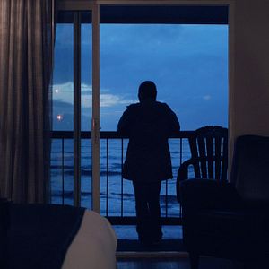 Foto Malni-Towards the Ocean, Towards the Shore