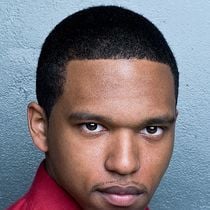 Foto Lovell Adams-Gray