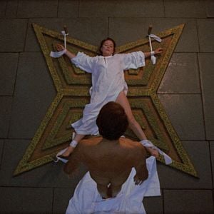 Foto Uma Filha para o Diabo