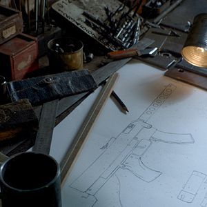 Foto AK-47 - A Arma Que Mudou o Mundo
