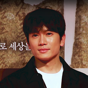 Foto Ji Seong