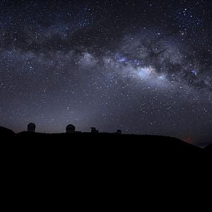 Foto Fireball: Visitors from Darker Worlds