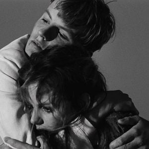 Foto A Moça com a Valise