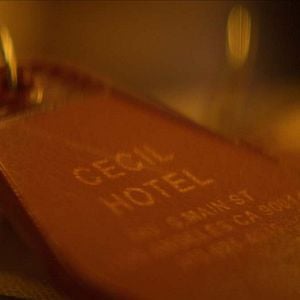 Foto Cena do Crime – Mistério e Morte no Hotel Cecil