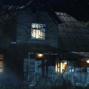 Foto O Mal Está ao Seu Lado