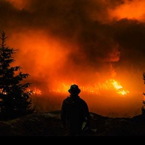 Foto Heróis de Fogo
