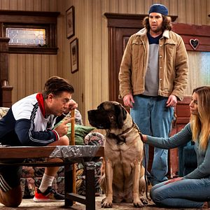 Foto Kevin Can F**k Himself