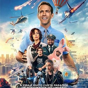 Foto Free Guy - Assumindo o Controle