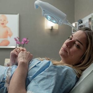 Foto Kevin Can F**k Himself