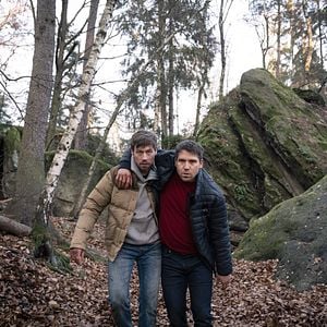 Foto Caça Invisível