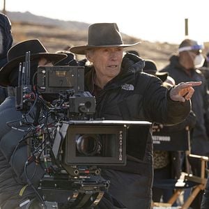 Foto Cry Macho - O Caminho Para a Redenção