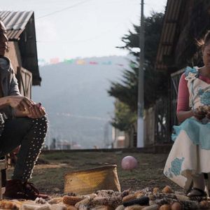 Foto Nudo Mixteco: Três Destinos de Mulheres