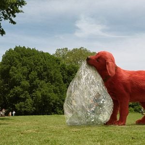 Foto Clifford: O Gigante Cão Vermelho