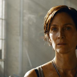 Foto Matrix: Resurrections