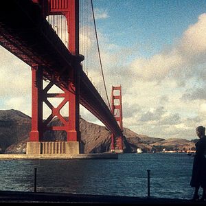 Foto Um Corpo que Cai