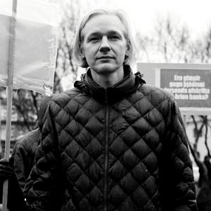 Foto Roubamos Segredos - A História do Wikileaks
