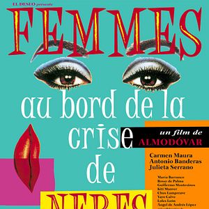 Foto Mulheres à Beira de um Ataque de Nervos