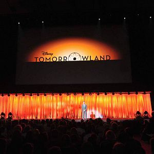 Foto Tomorrowland - Um Lugar Onde Nada é Impossível