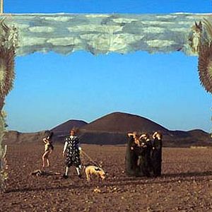 Foto O Retrato de Dorian Gray na Imprensa Marrom