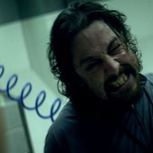 Foto O Combate Paranormal