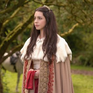 Foto Adelaide Kane