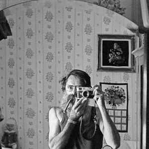 Foto 1341 Frames of Love and War