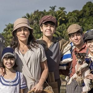 Foto Éramos Seis (2019)