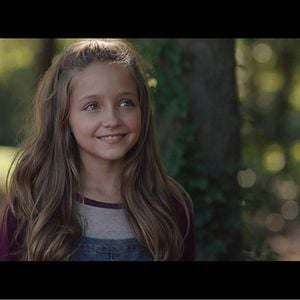 Foto A Menina Que Acredita em Milagres