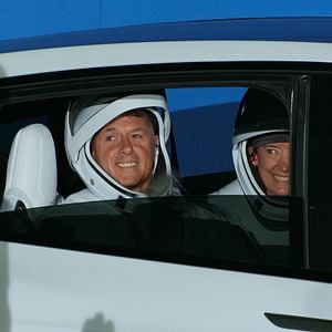 Foto De Volta ao Espaço