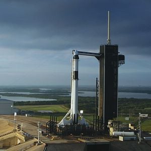 Foto De Volta ao Espaço