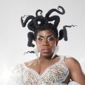 Foto Monét X Change