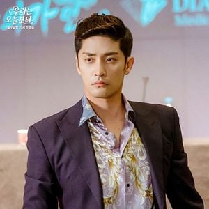 Foto Woori, a Virgem