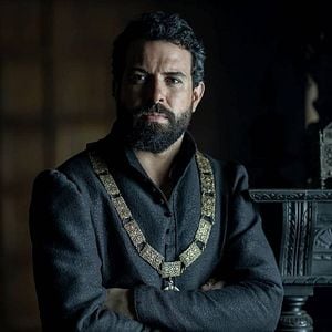 Foto Becoming Elizabeth