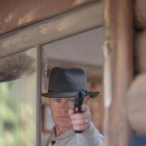 Foto Red Stone: Caçada Mortal