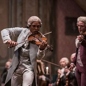 Foto Chevalier: A Verdadeira História Nunca Contada