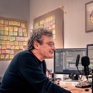 Foto Laggiù qualcuno mi ama