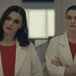 Foto Gêmeas - Mórbida Semelhança