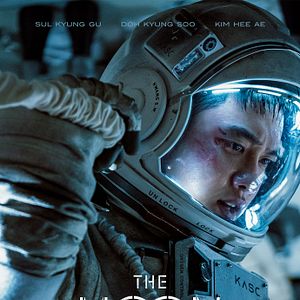 Foto The Moon: Sobrevivente