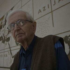 Foto Não-Alinhados: Cenas dos Rolos de Labudović