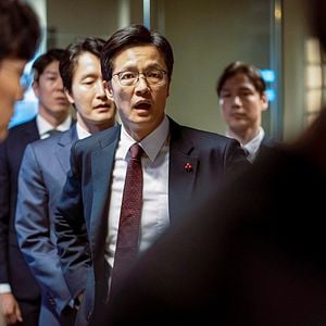 Foto The Moon: Sobrevivente