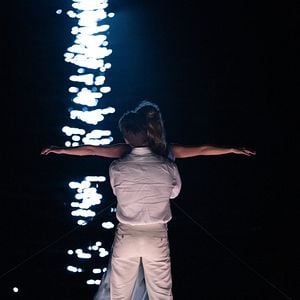 Foto Todos Menos Você