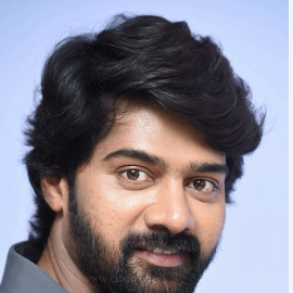 Foto Naveen Chandra