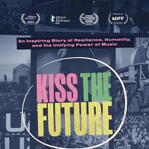 Foto Kiss The Future