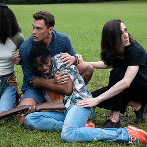 Foto They/Them - O Acampamento